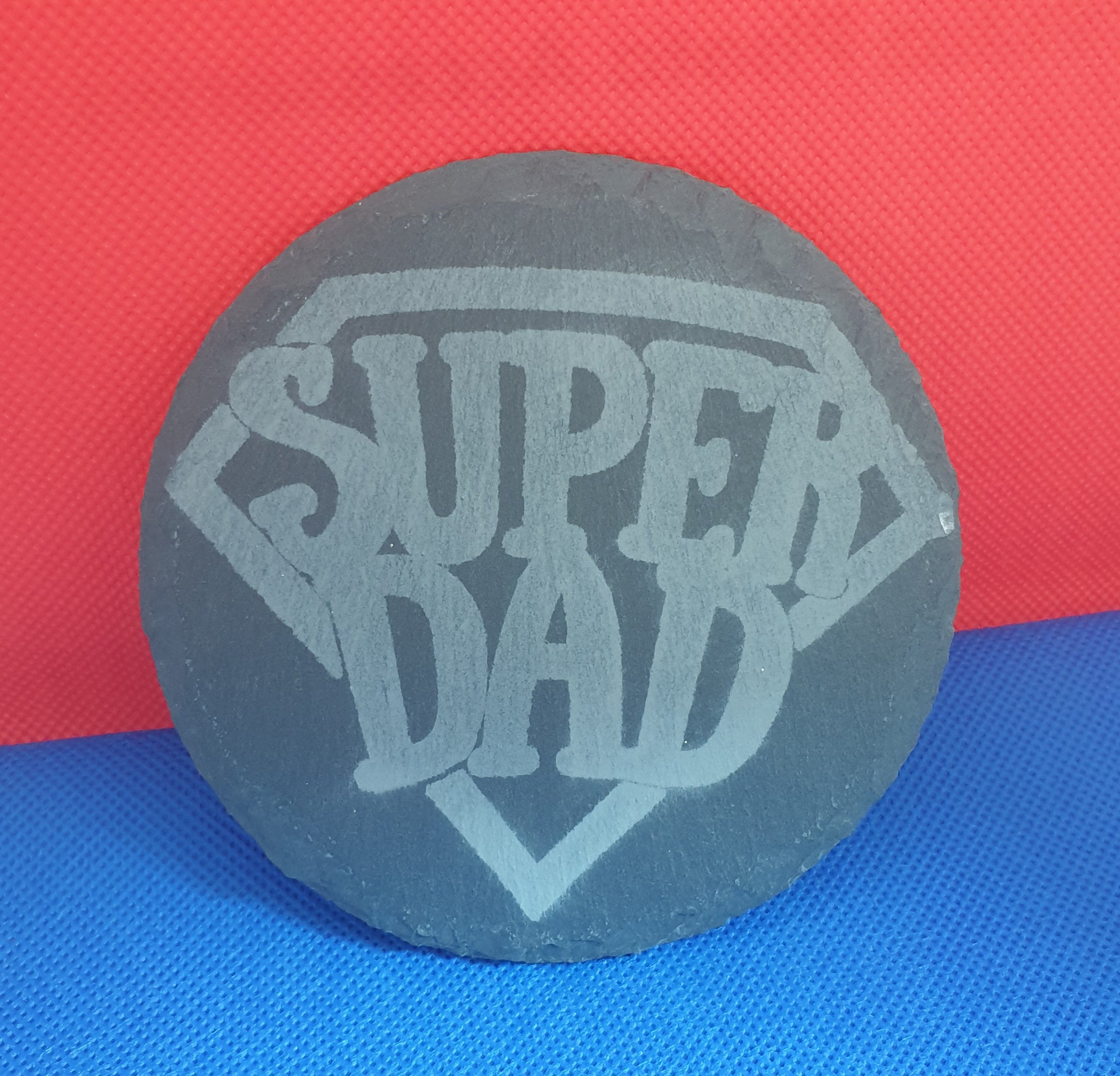 Leisteen onderzetter "Super dad"